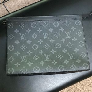 Louis Vuitton Pochette Voyage MM